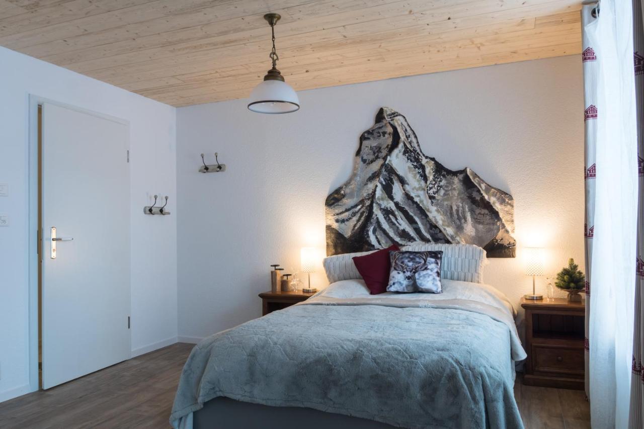 La Ferme Des Aretes Bed & Breakfast La Chaux De Fonds Exterior photo